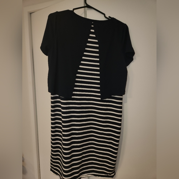 Maternity dress - Picture 3 of 4